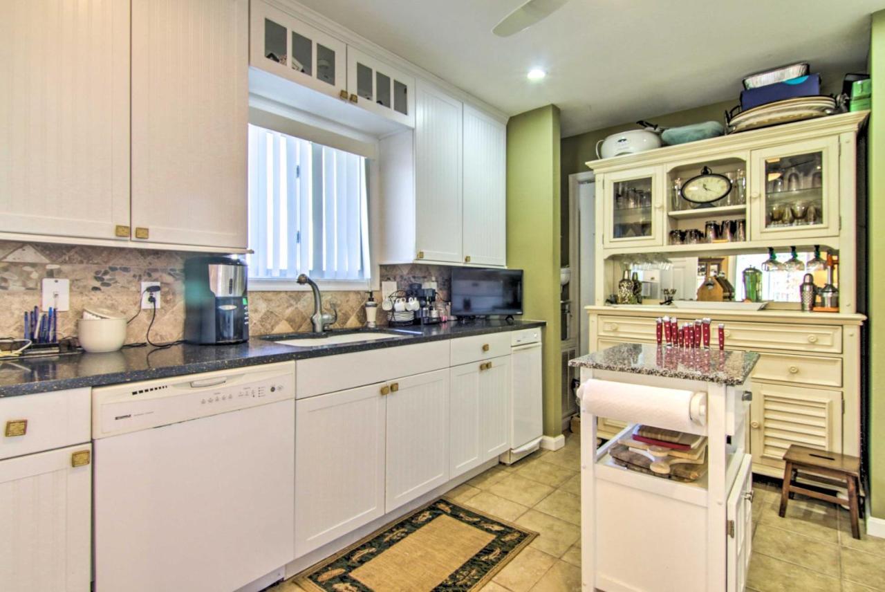 Berlin Home With Patio, 9 Mi To Ocean City Beaches 外观 照片